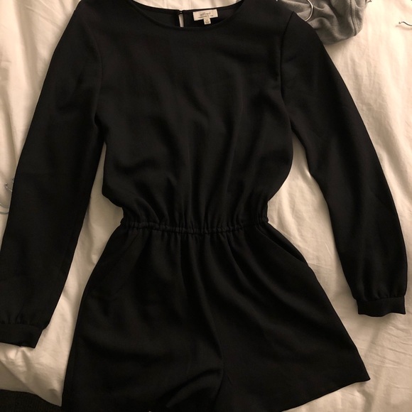Aritzia Wilfred Japan Black Romper - Picture 7 of 8